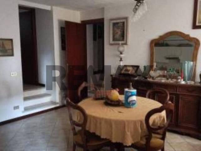 Casa indipendente in vendita a Golferenzo PV