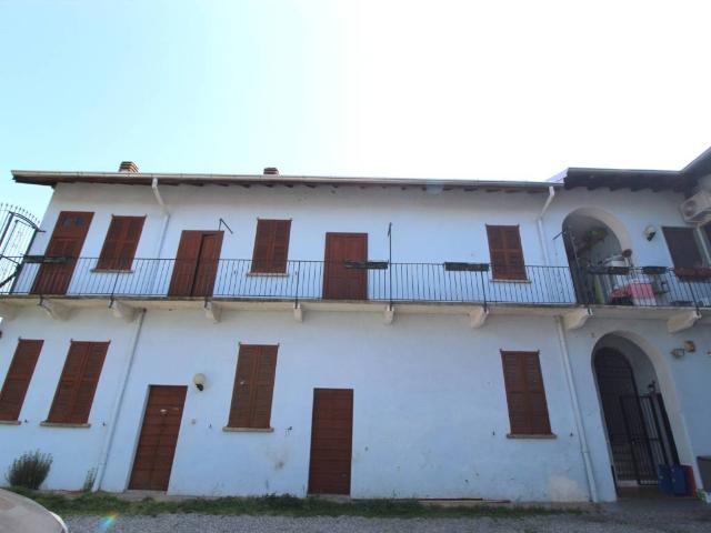 Casa indipendente in vendita a Gorla Minore VA