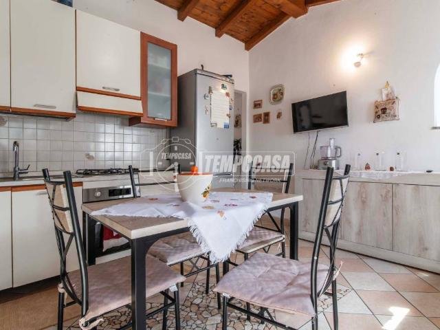 Casa indipendente in vendita a Gorla Minore VA