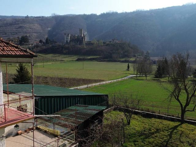 Casa indipendente in vendita a Gorzegno CN