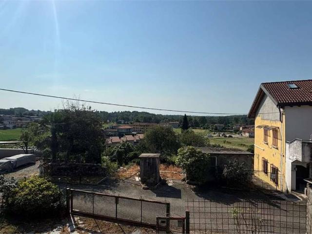 Casa indipendente in vendita a Gattico Veruno NO
