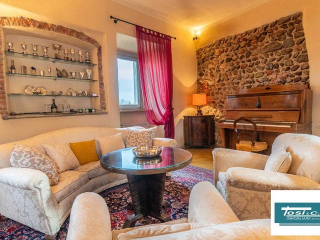 Villa in vendita a Gattico Veruno NO