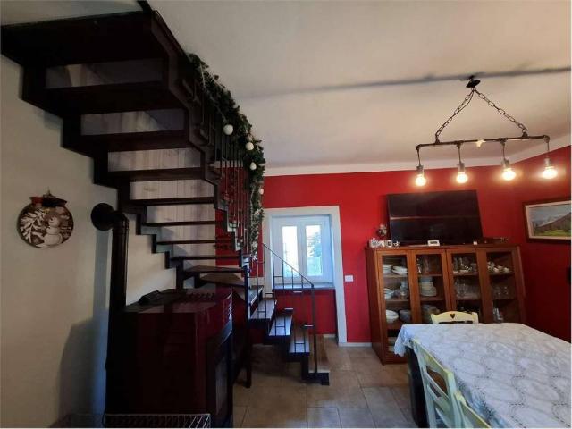 Casa indipendente in vendita a Gattico Veruno NO