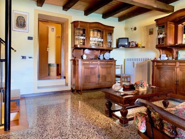 Casa indipendente in vendita a Gavardo BS