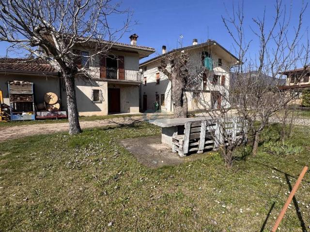 Casa indipendente in vendita a Gavardo BS