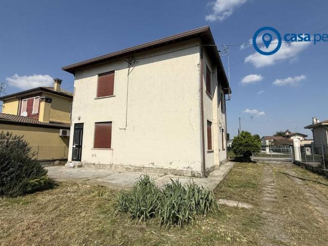 Casa indipendente in vendita a Gavello RO