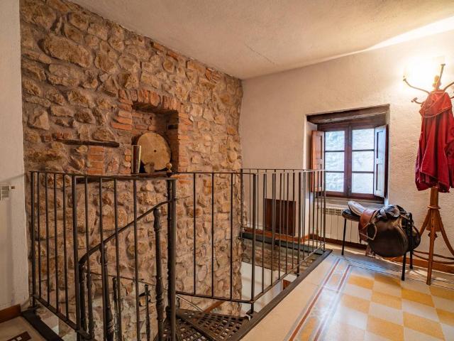 Casa indipendente in vendita a Gavorrano GR