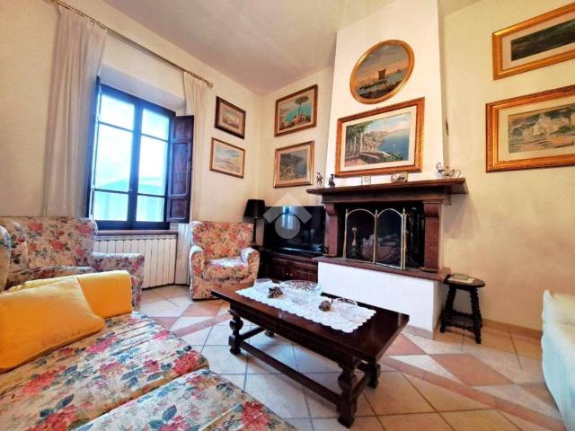 Casa indipendente in vendita a Gavorrano GR