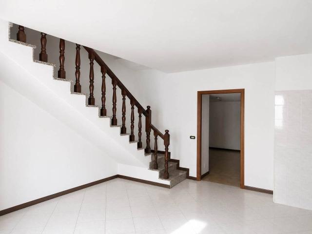 Casa indipendente in vendita a Gazzola