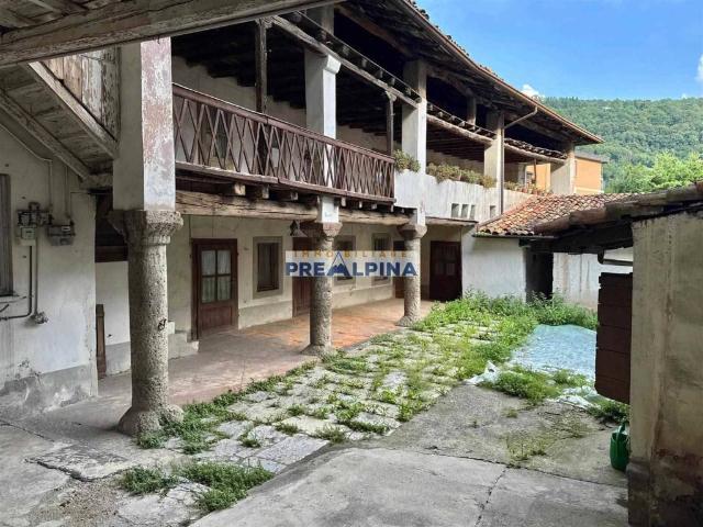 Casa indipendente in vendita a Gazzaniga BG