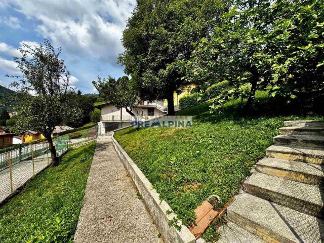 Casa indipendente in vendita a Gazzaniga BG