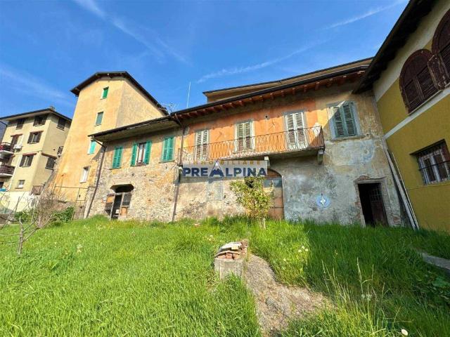 Casa indipendente in vendita a Gazzaniga BG