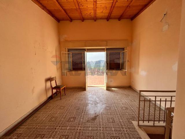 Casa indipendente in vendita a Gaggi ME
