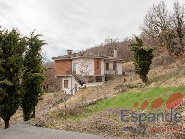 Casa indipendente in vendita a Gaggio Montano BO