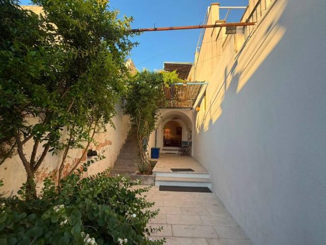 Casa indipendente in vendita a Gagliano del Capo LE