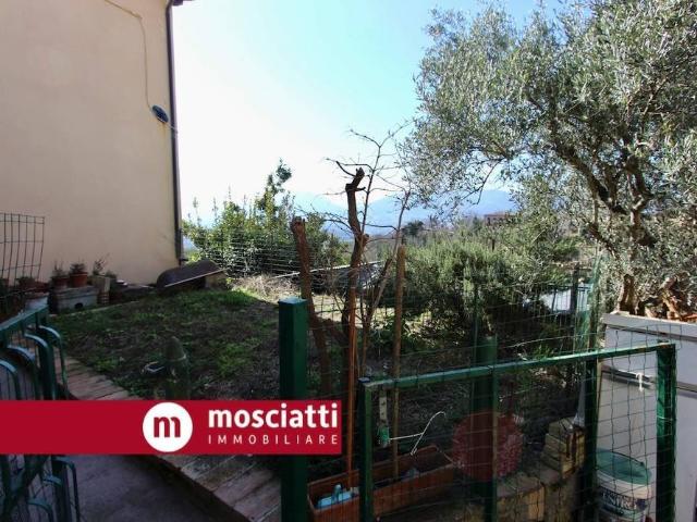 Casa indipendente in vendita a Gagliole MC