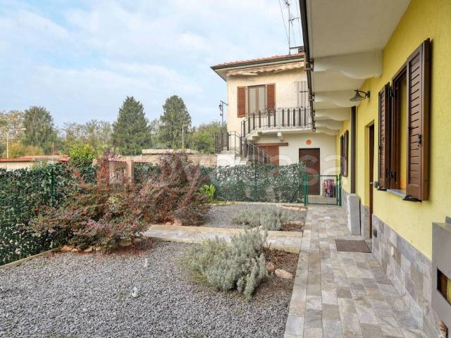 Casa indipendente in vendita a Gallarate via delle Querce, 100, Madonna in Campagna