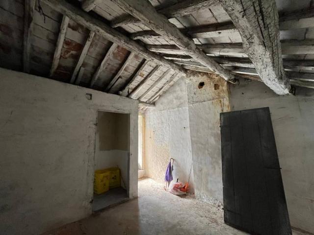 Casa indipendente in vendita a Galliate NO