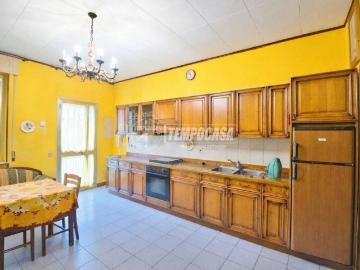 Casa indipendente in vendita a Galliate NO