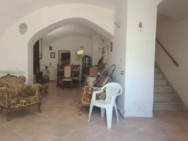 Casa indipendente in vendita a Galluccio CE