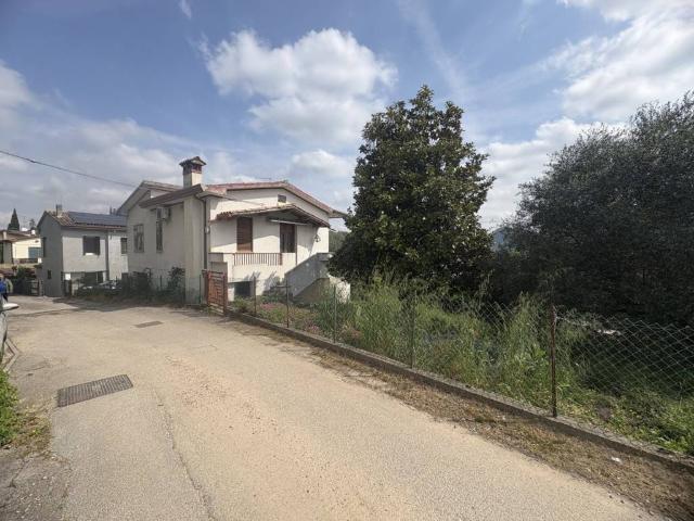 Casa indipendente in vendita a Galzignano Terme PD