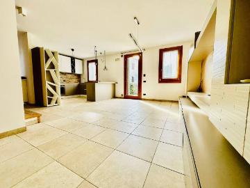 Casa indipendente in vendita a Galzignano Terme PD