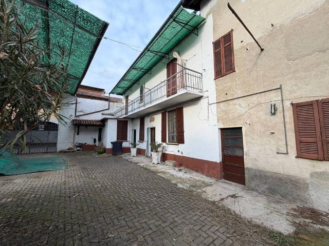 Casa indipendente in vendita a Gambolò PV
