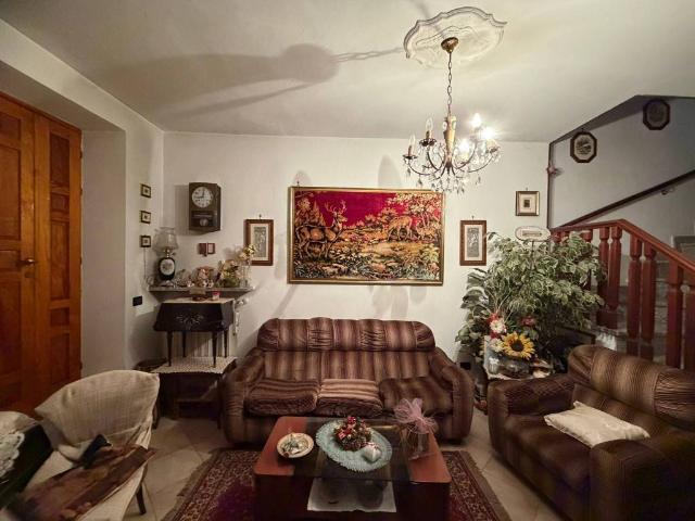 Casa indipendente in vendita a Gambolò PV