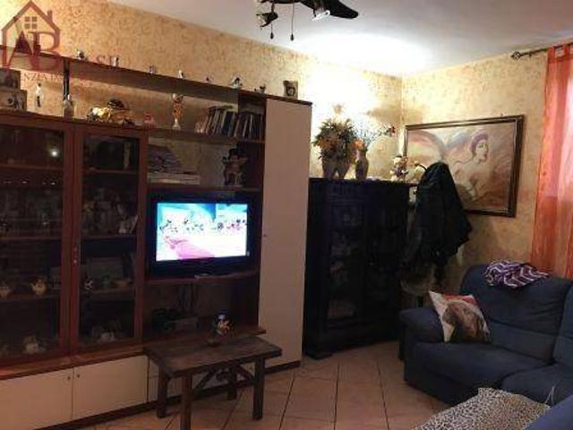 Casa indipendente in vendita a Gambolò PV