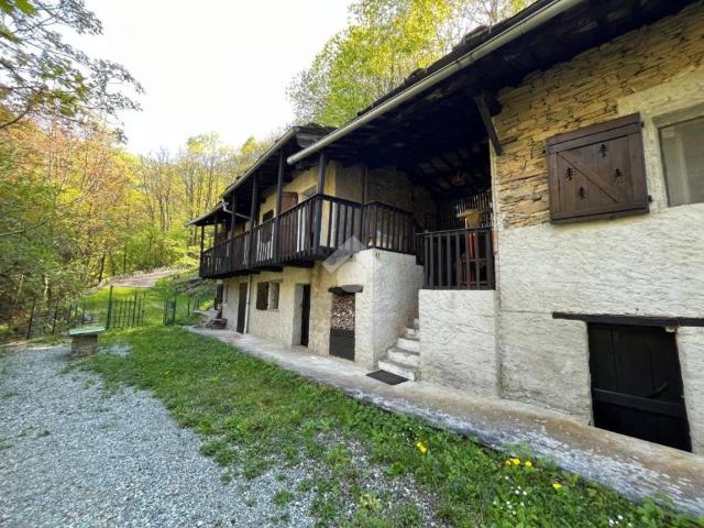 Casa indipendente in vendita a Gambasca CN