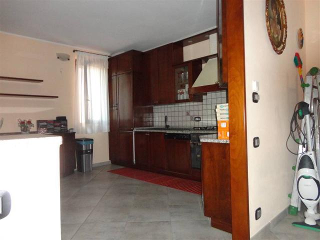 Casa indipendente in vendita a Gambassi Terme FI