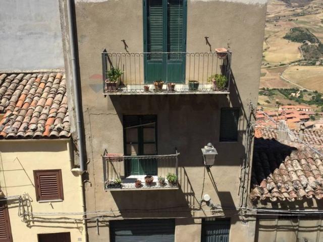 Casa indipendente in vendita a Gangi PA