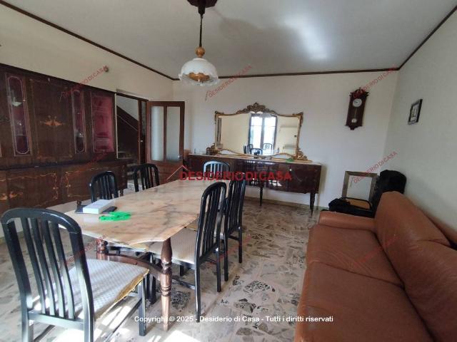 Casa indipendente in vendita a Gangi PA