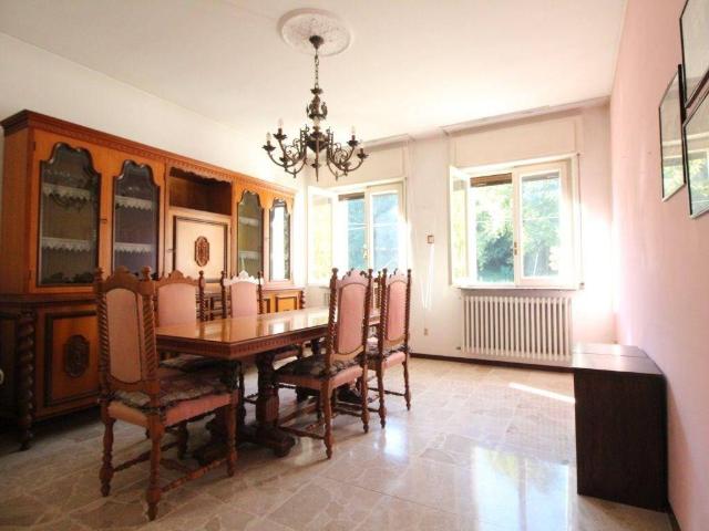 Casa indipendente in vendita a Garbagnate Monastero LC