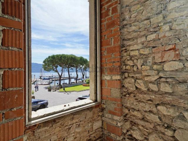 Casa indipendente in vendita a Gargnano BS
