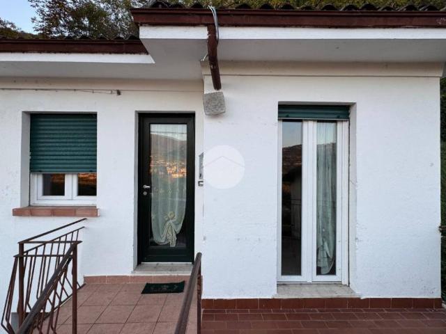 Casa indipendente in vendita a Garda VR