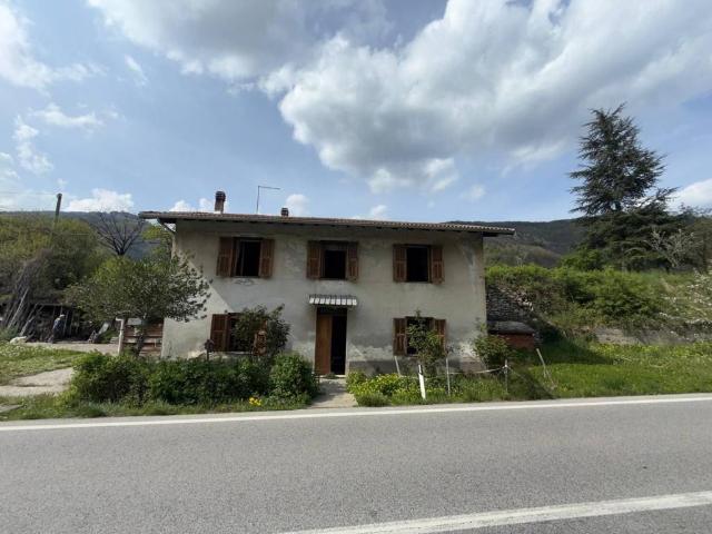 Casa indipendente in vendita a Garessio CN