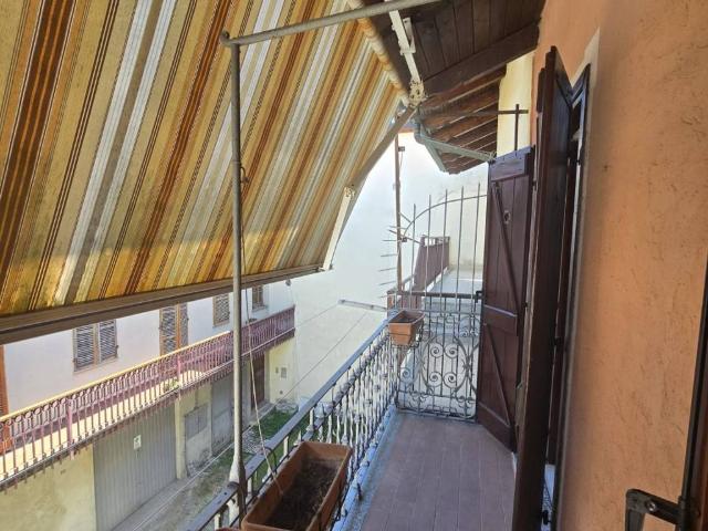Casa indipendente in vendita a Gassino Torinese TO