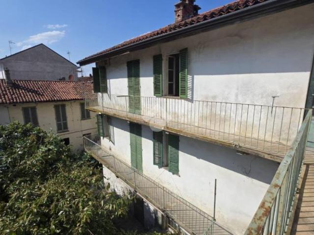 Casa indipendente in vendita a Gassino Torinese corso italia, 46