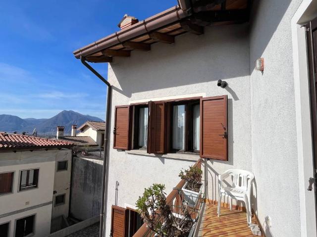 Casa indipendente in vendita a Gemona del Friuli UD