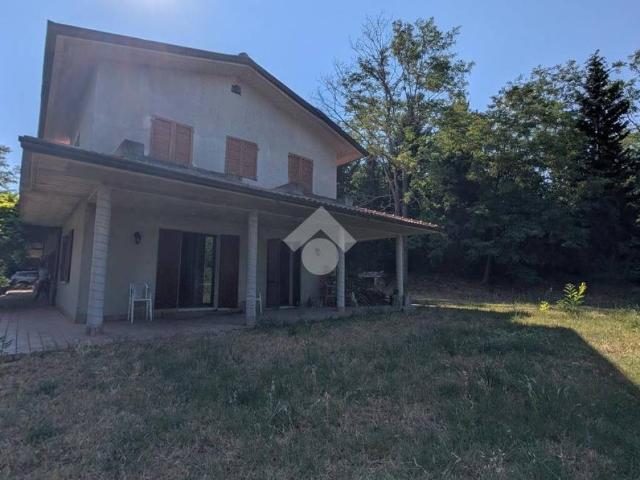 Casa indipendente in vendita a Gemmano RN