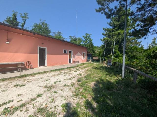 Casa indipendente in vendita a Gemmano RN