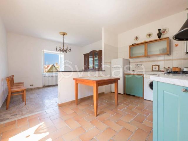 Casa indipendente in vendita a Genova, Molassana