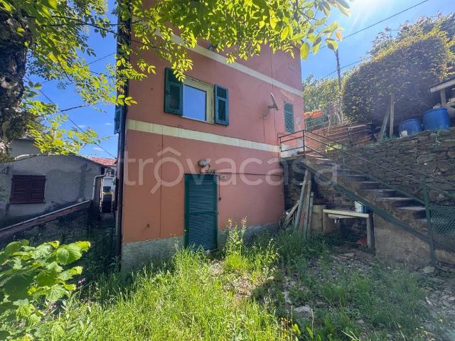 Casa indipendente in vendita a Genova, Bavari