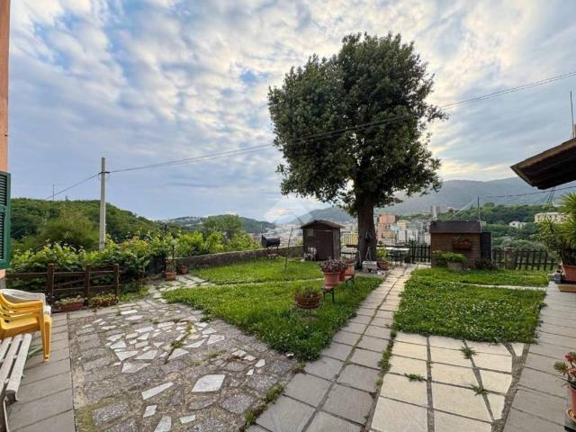 Casa indipendente in vendita a Genova GE