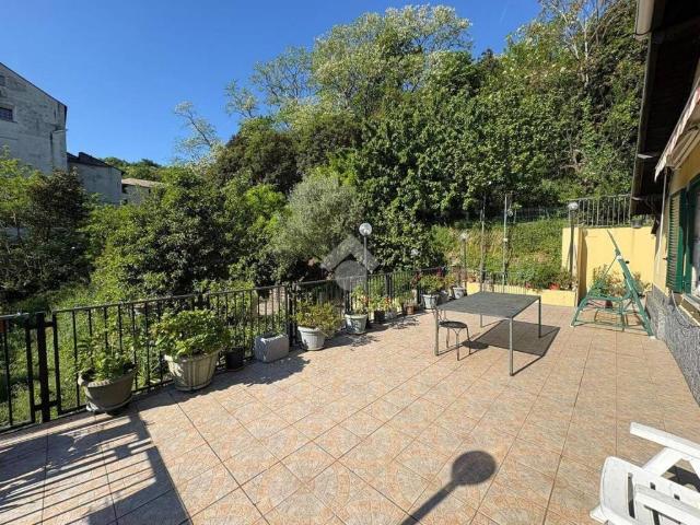 Casa indipendente in vendita a Genova GE