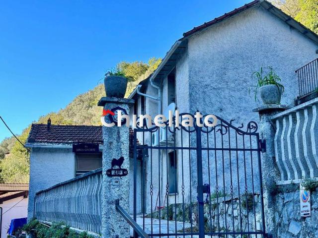 Casa indipendente in vendita a Genova GE