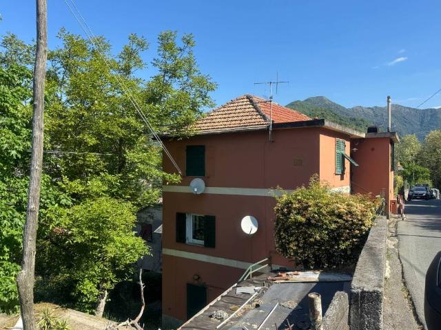 Casa indipendente in vendita a Genova GE