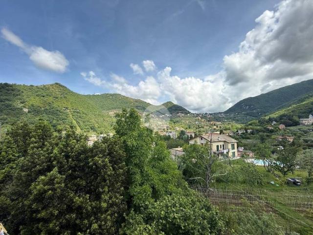 Casa indipendente in vendita a Genova GE