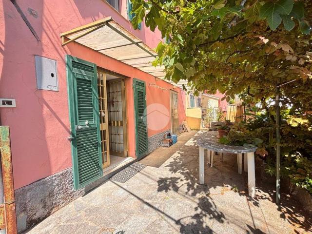 Casa indipendente in vendita a Genova GE